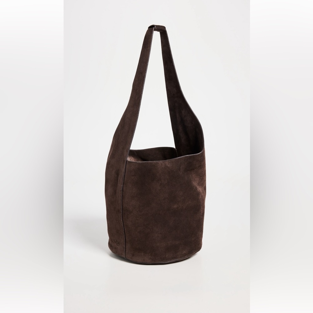 Reformation Medium Silvana Bucket Bag. New with Tags